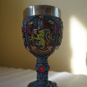 Enesco Harry Potter 6005058 Gryffindor Decorative Goblet "Figurine"